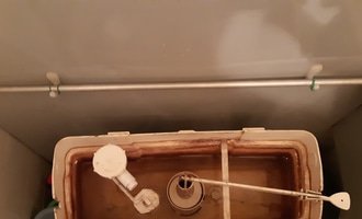 Instalatér - Vymena WC nadrzky a baterie - stav před realizací
