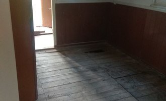 Chata - rekonstrukce podlahy - stav před realizací