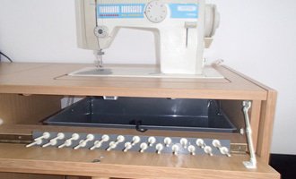 Výroba pracovní desky stolu a stůl pro vestavěný šicí stroj - stav před realizací