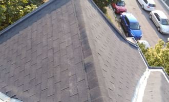 Oprava šindelové střechy