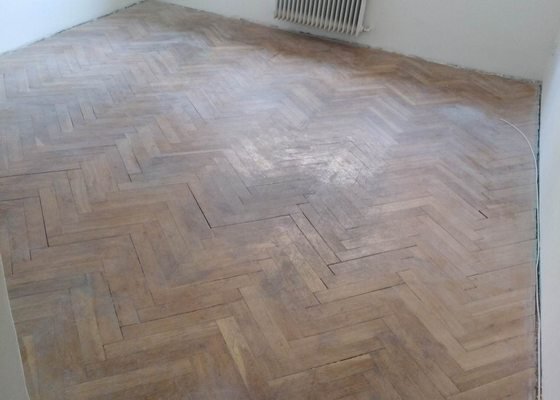 Polozeni Nove Podlahy / Renovace Parket