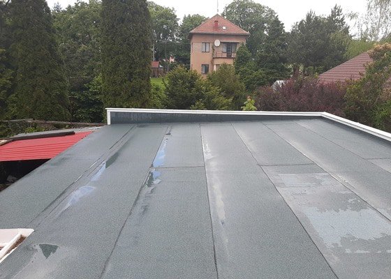 Oprava - výměna střechy garáže