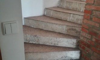 Dřevěné schody - stav před realizací