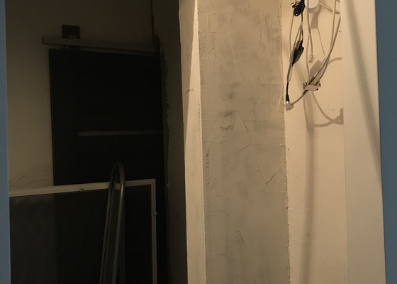 Rekonstrukce komory v bytě (velikost komory cca 2x1,5 m) - stav před realizací