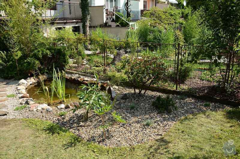 Revitalizace jezírka, skalky a záhonů v horní části zahrady: horni_zahrada_po_revitalizaci_1