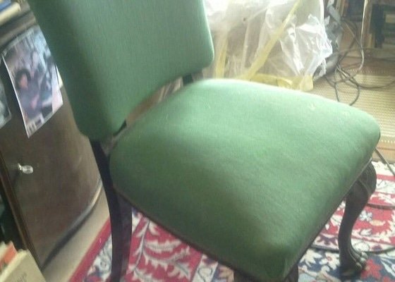 Čalounění židlí, křesel a matrací - stav před realizací
