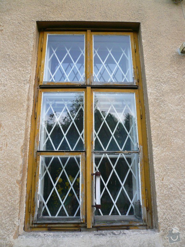 Natření/napuštění bezbarvým Luxolem, oprava a kytování  8mi dřevěných venkovních oken: okno_01-1