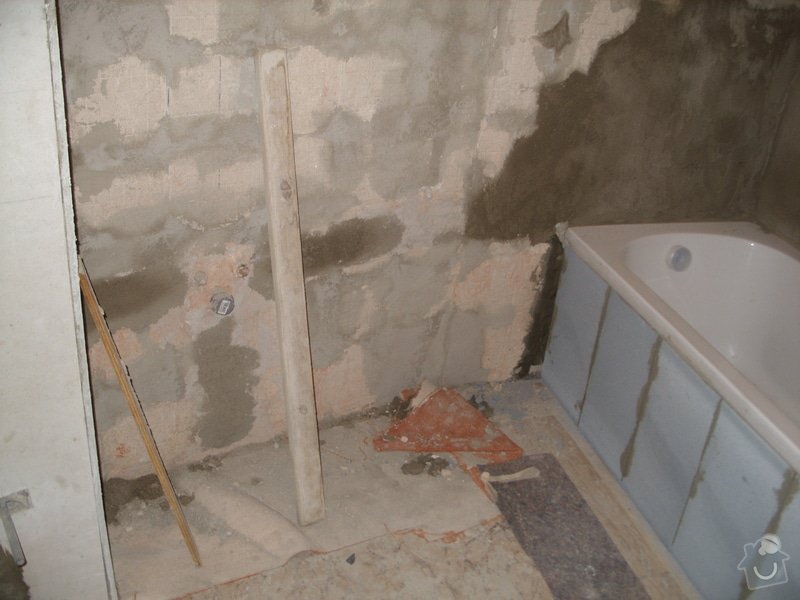 Srovnání podkladu zdí, obložení koupelny, štukové omítky: SS856872