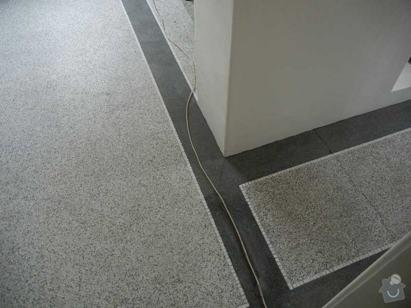Renovace podlahy - lité teraco a schodiště: te16