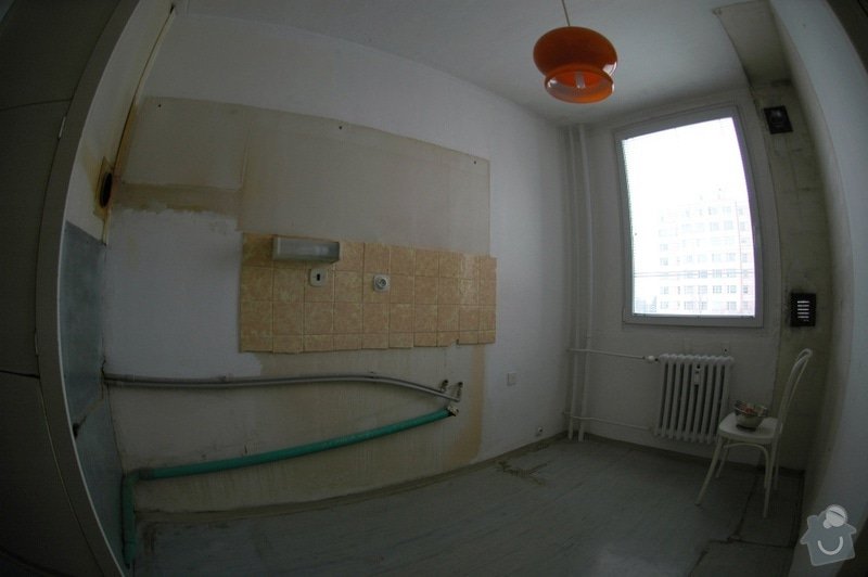 Rekonstrukce kuchyně a chodby (panelový dům, 2005): DSC_6000