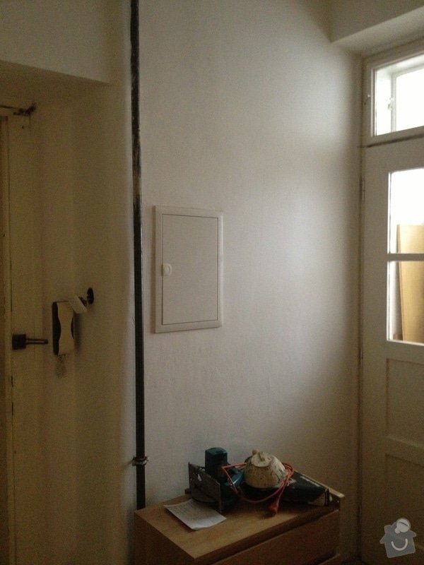 Rekonstrukce koupelny a toalety v bytě 2+1: IMG_2035