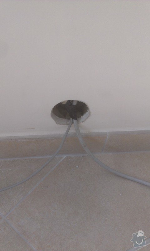 Připevnění LED televize na zeď + schování kabeláže: hodinovy_manzel_praha-4