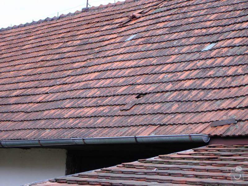 Rekonstrukce střechy: Zmenena_velikost_DSC03420