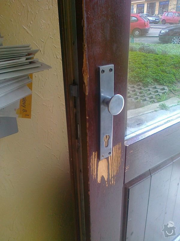 Oprava domovnich drevenych dveri: 17042013052
