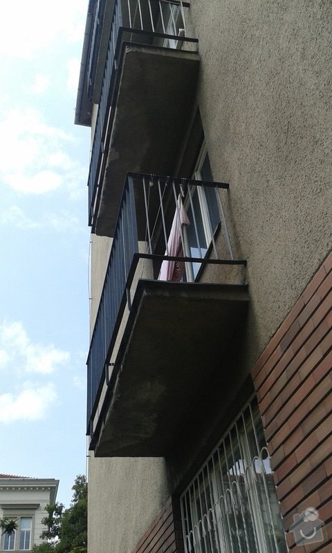 Oprava omítky balkonů: 20130628_123655