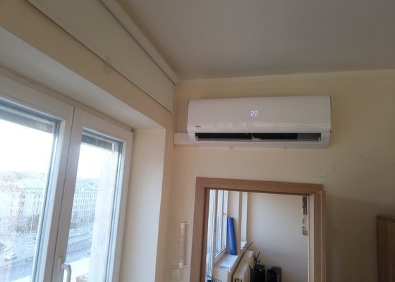 Instalaci klimatizace v bytě 3+1 s balkonem