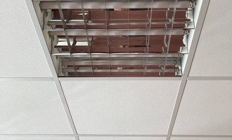 Zvuková izolace stropu včetně sádrokartonové konstrukce, podhledu a osvětlení