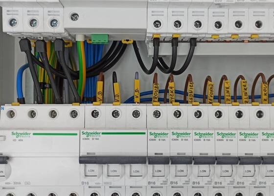 Kompletní chytrá elektroinstalace v novostavbě LOXONE