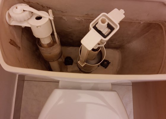 Protékajíci WC, +duální splachování+ nové šrouby