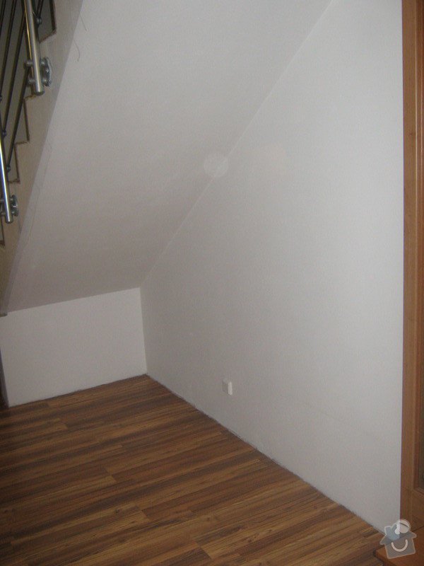 Skříň na míru do prostoru chodby pod schody: IMG_2273