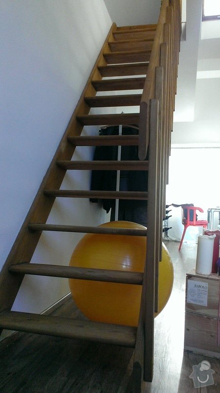 Vestavěná skříň pod schody: Stavajici_stav_3