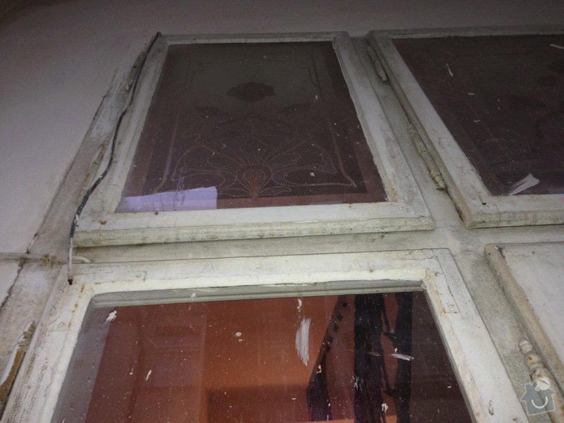 Renovace ramov balkonovych vitrazi, dum z roku 1901 na Prahe 7: IMG_1973