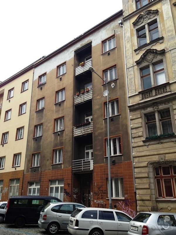 Opravu nátěrů dřevěných oken a malování v 5 bytech Praha 3 Žižkov: Husinecka_17_Praha_3