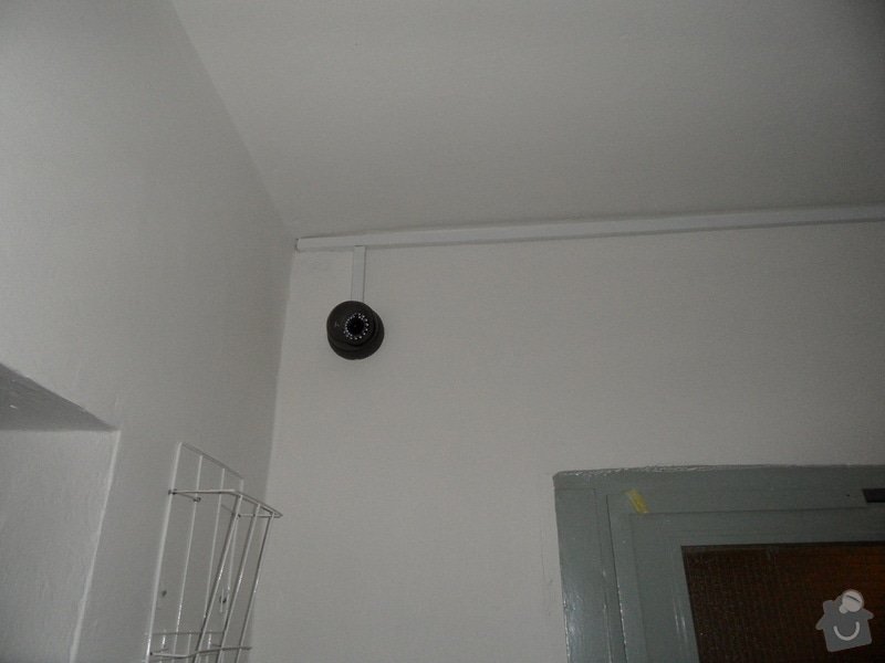 Instalaci kameroveho systemu ve suterenu paneloveho domu: SAM_3093