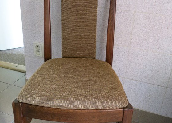 Renovace čalouněných židlí