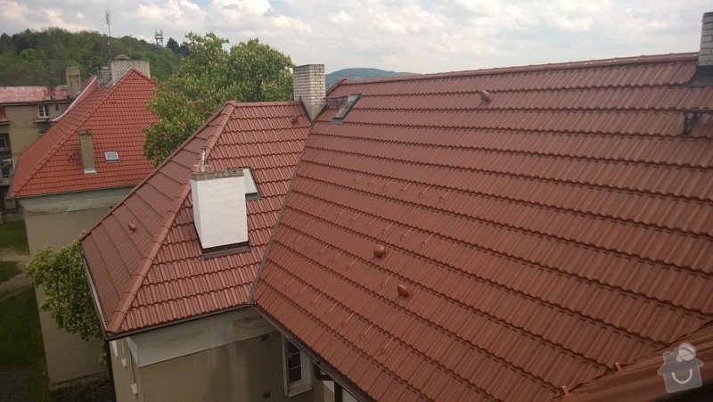 Rekonstrukce střechy bytového domu: 2014-04-25_13.28.05