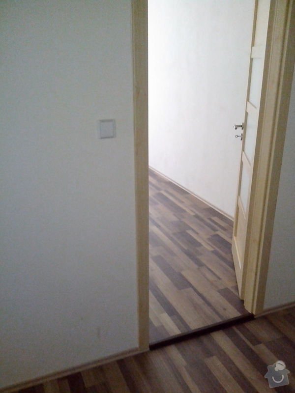 Pokládka laminátové podlahy + Montáž obložek a dveří: IMG_20140617_112532