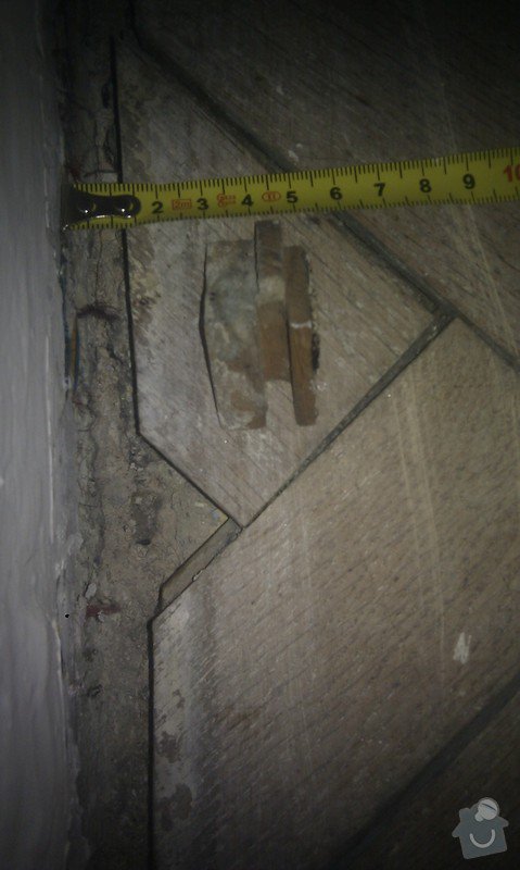 Vyřešit problém dřevěné podlahy lepené v asfaltu:32m2: ObyvakIMAG2344