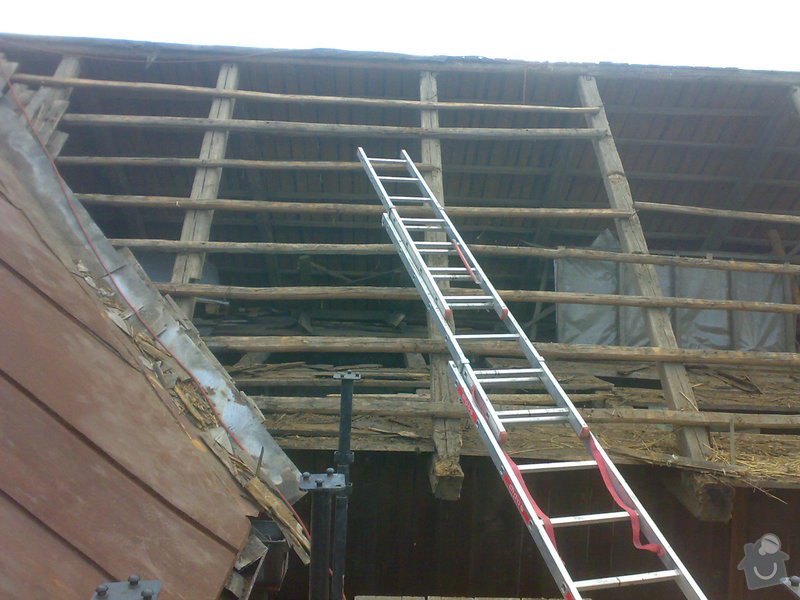 Rekonstrukce části střechy - červen / červenec 2014: 27062014316