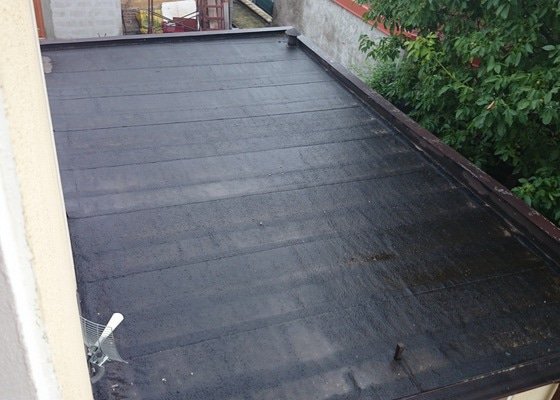 Izolace střechy garáže 45m2 - stav před realizací