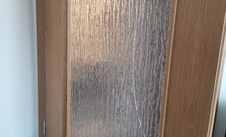 Oprava skleněné dveřní výplně - stav před realizací