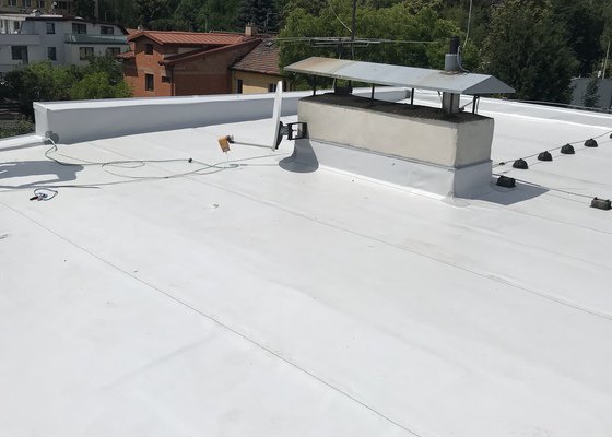 Rekonstrukce ploché střechy