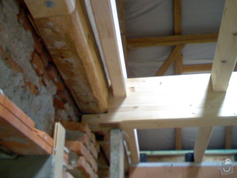 Dřevěná stropní konstrukce: FOTKY_PDA_063