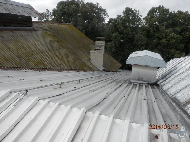 Oprava střechy lahvovny v pivovaru Vyškov: P8133186