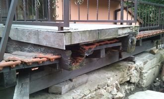 Rekonstrukce/oprava mostku u rodinneho domu - stav před realizací
