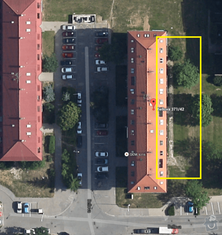 Předláždění bytového chodníku: pohled_-_satelit