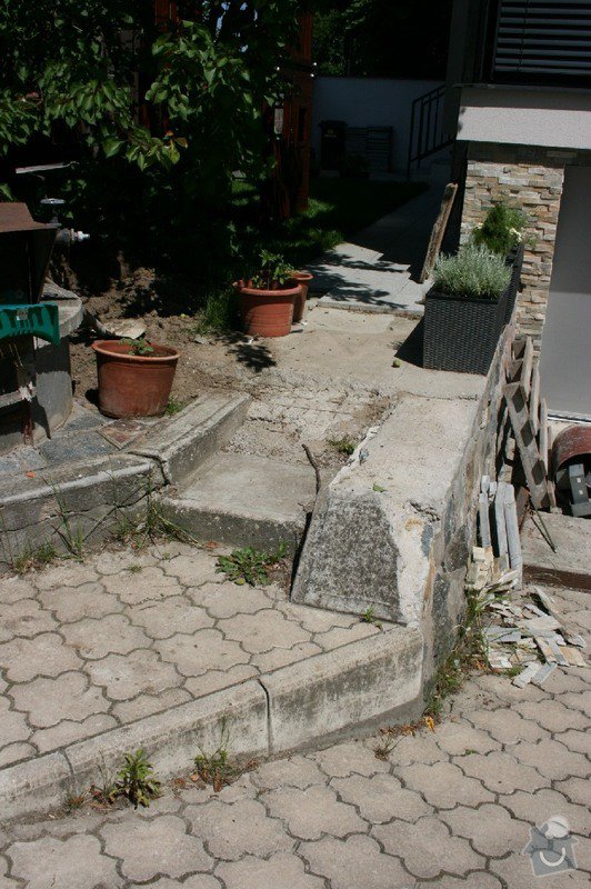 Úprava/rekonstrukce venkovních betonových schodů + pokládka dlažby: Canon_12.5.14_004