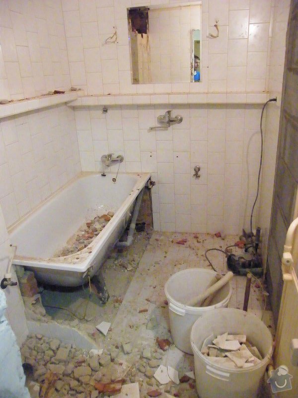 Rekonstrukce koupelny: DSCF6190