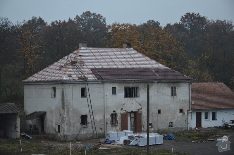 Nová střecha (materiál vlastní): IMGP2014-11-11_17-28-50