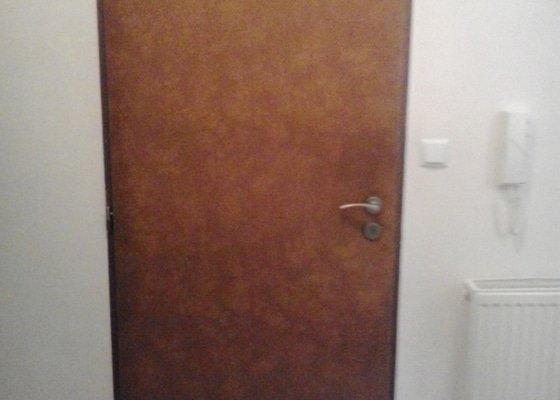 Zateplení/odhlučnění dveří do bytu