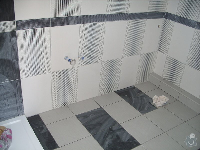 Obklady, dlažba, usazení sprchové vaničky: SS857775