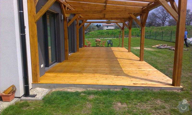 Výroba dřevěné terasy 50 m2: IMAG1046