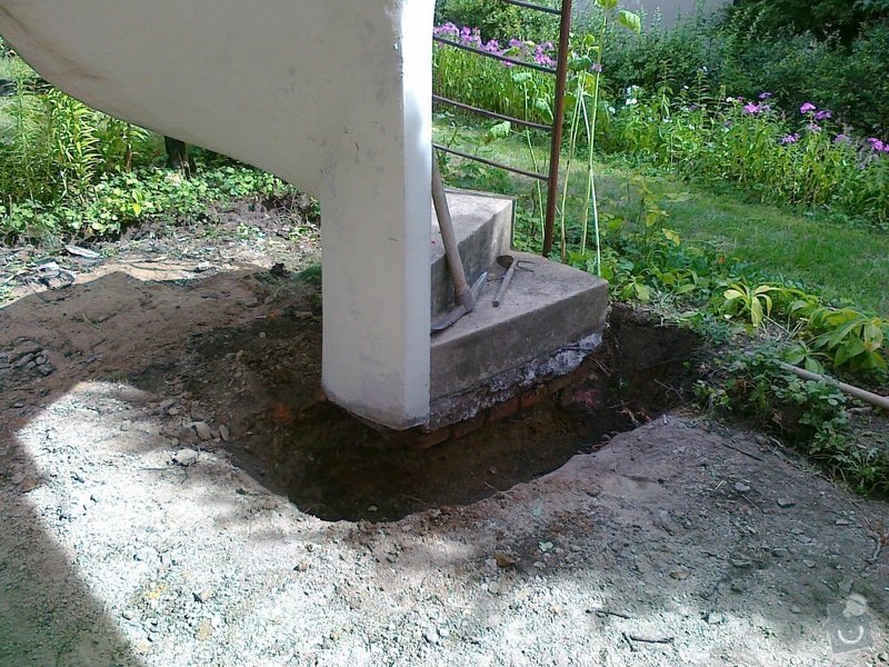 Rekonstrukce cihlové dlažby na zahradě 23 m2: 270820151624