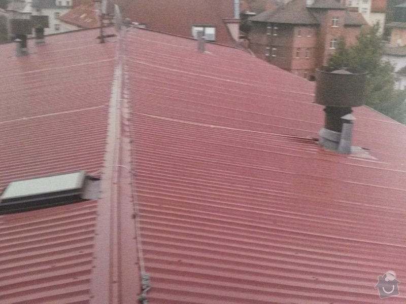 Rekonstrukce šikmé střechy v ul. Moskevská 47-49, Karlovy Vary: 20151103_114545_1_