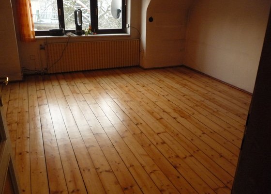 Broušení dřevěné podlahy (prkna) cca 40m2