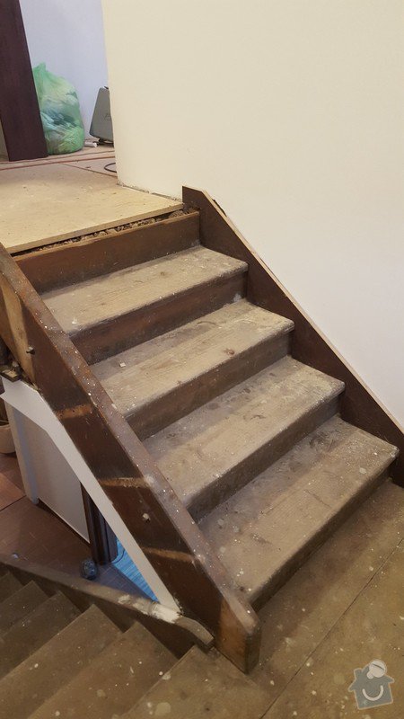 Renovace, obložení dřevěných schodů: 20151209_091927